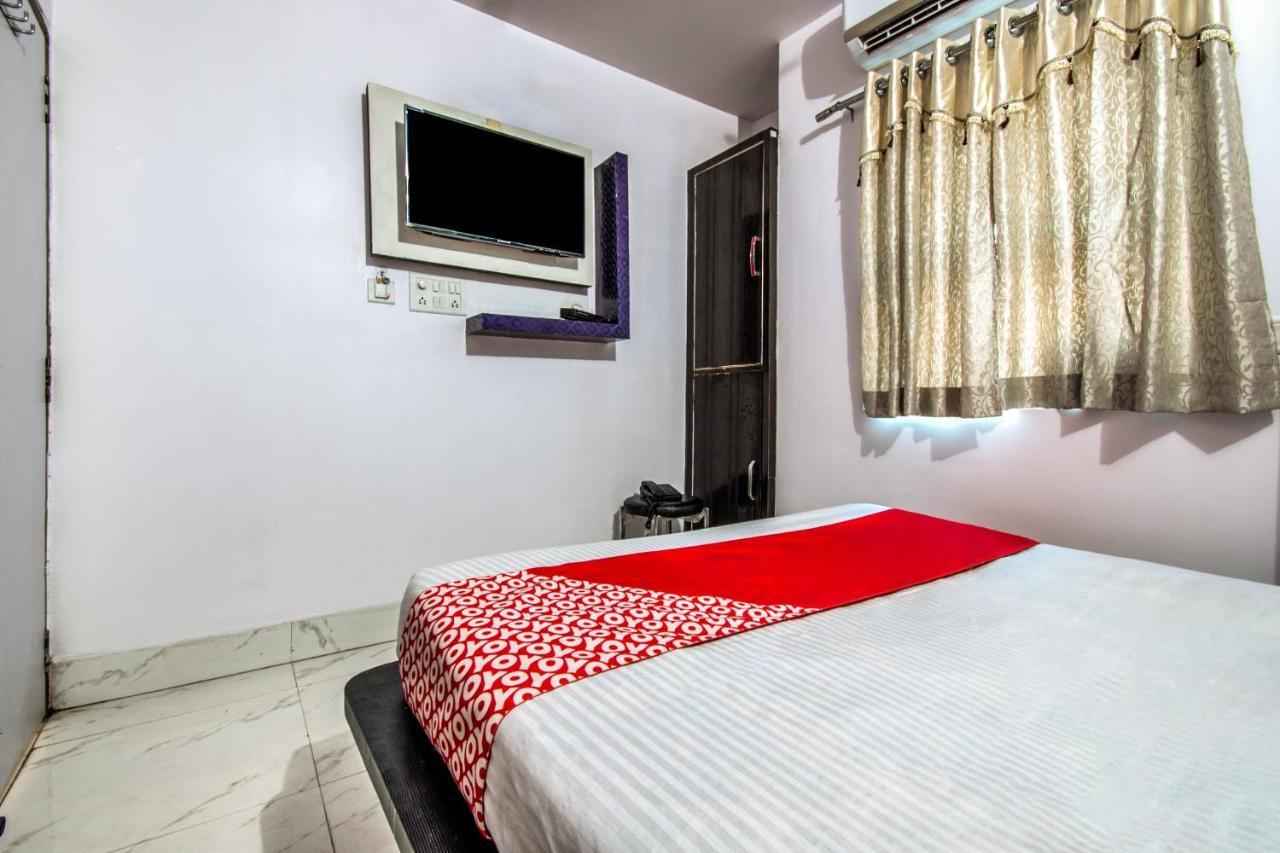 Oyo 14993 Rp Palace Danapur Buitenkant foto
