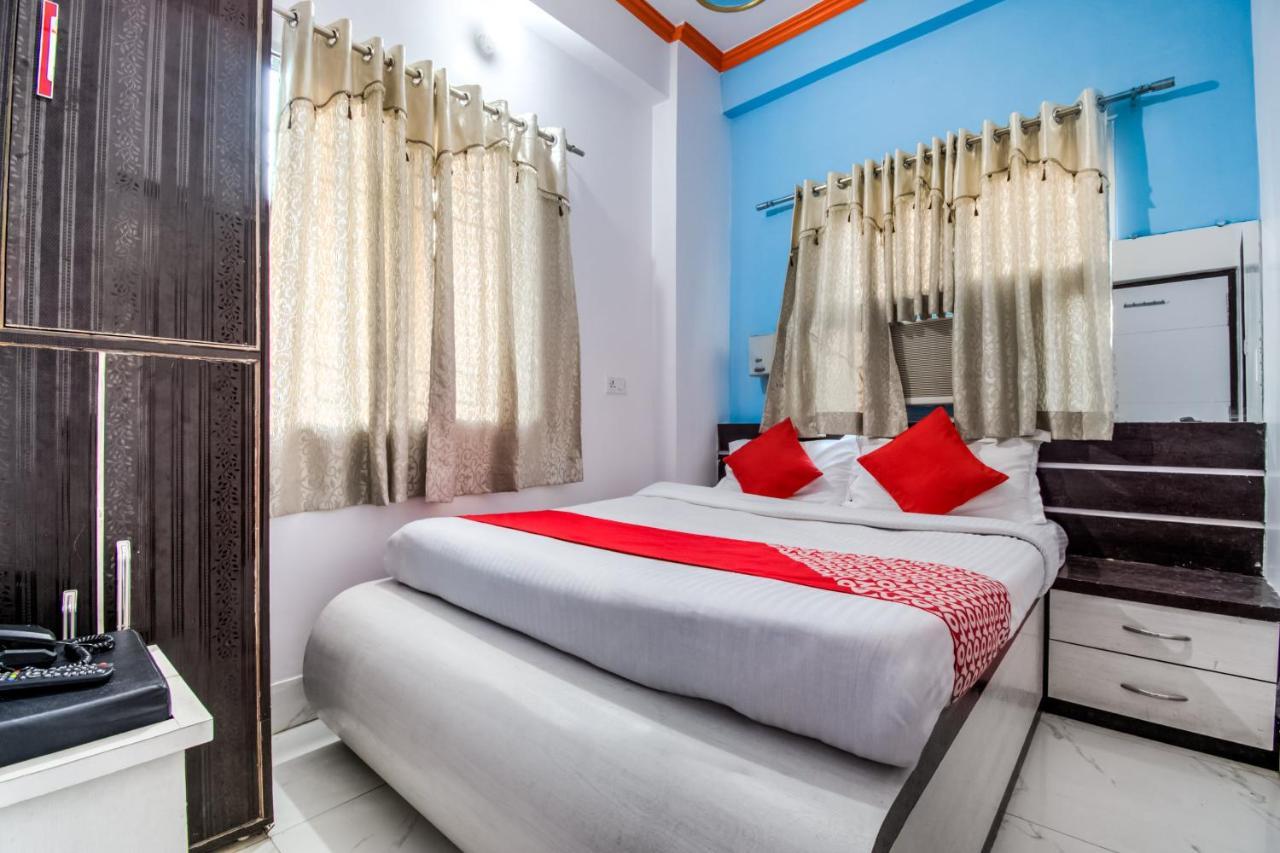 Oyo 14993 Rp Palace Danapur Buitenkant foto