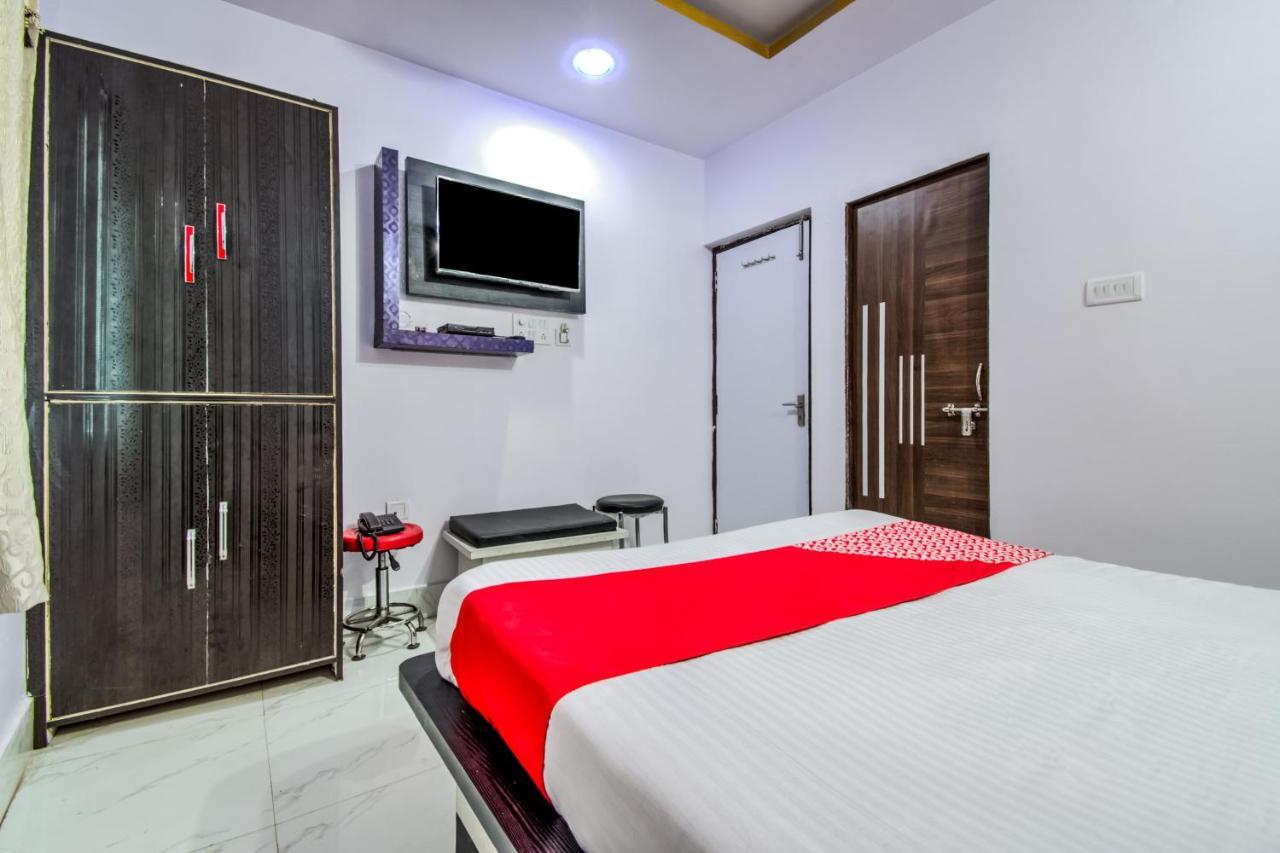 Oyo 14993 Rp Palace Danapur Buitenkant foto