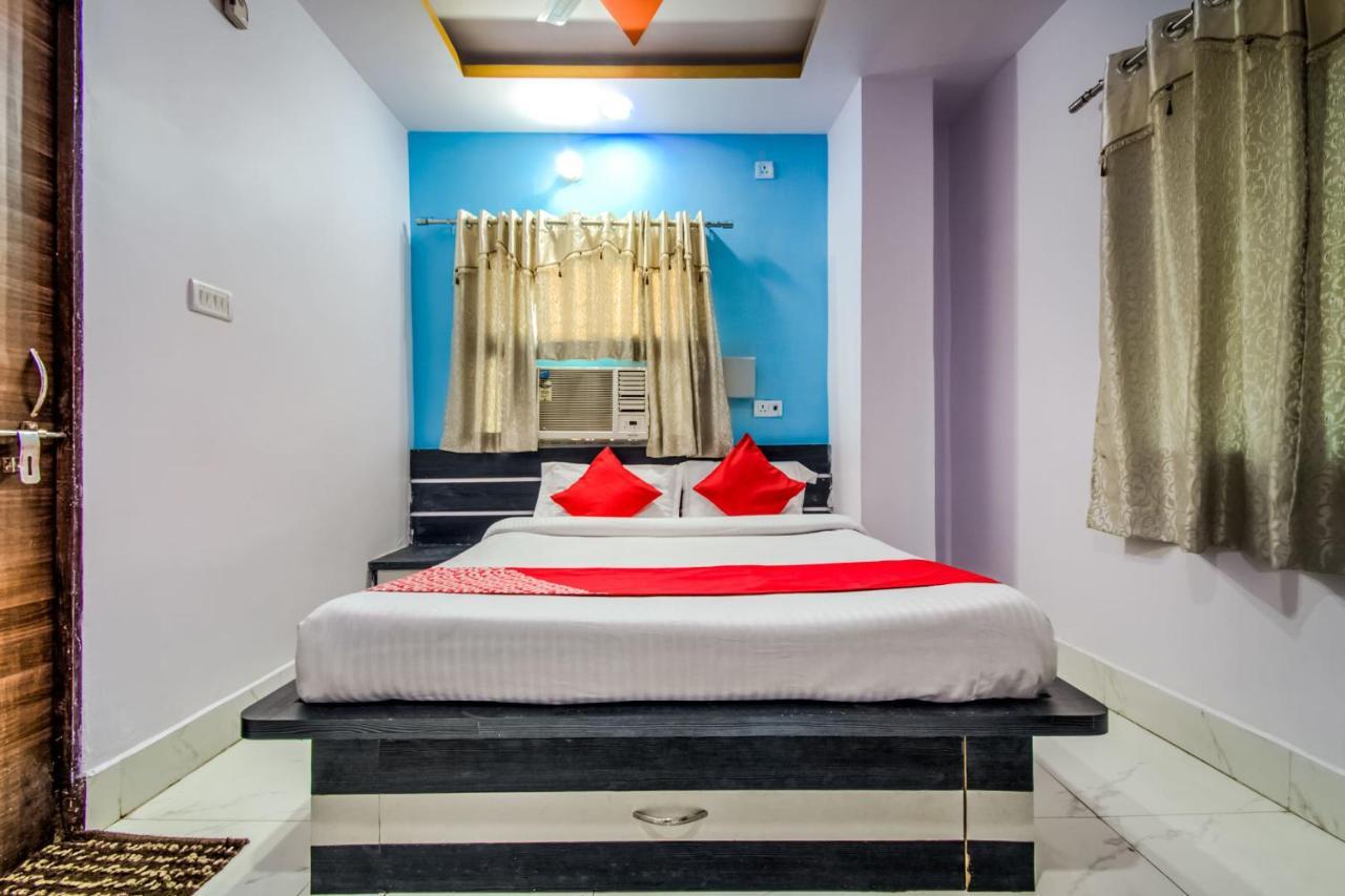 Oyo 14993 Rp Palace Danapur Buitenkant foto